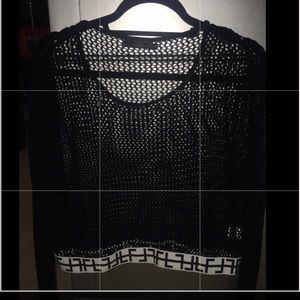 Top - Knitted - Mesh Like